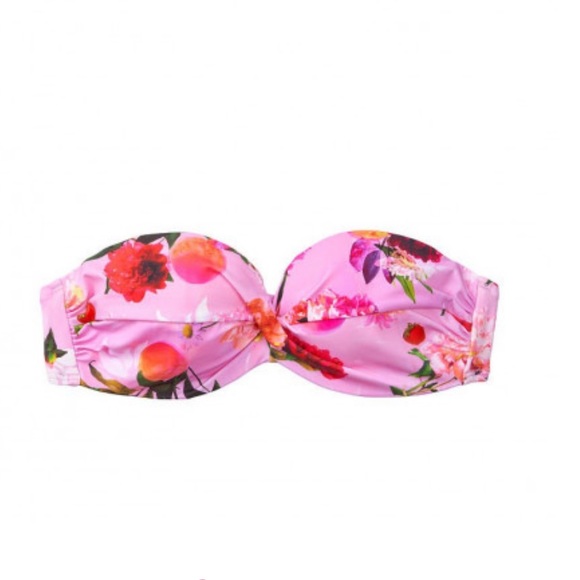 Victoria's Secret Mallorca Twist-front Bandeau Top & High-waist Cheeky Bottom - Picture 4 of 16